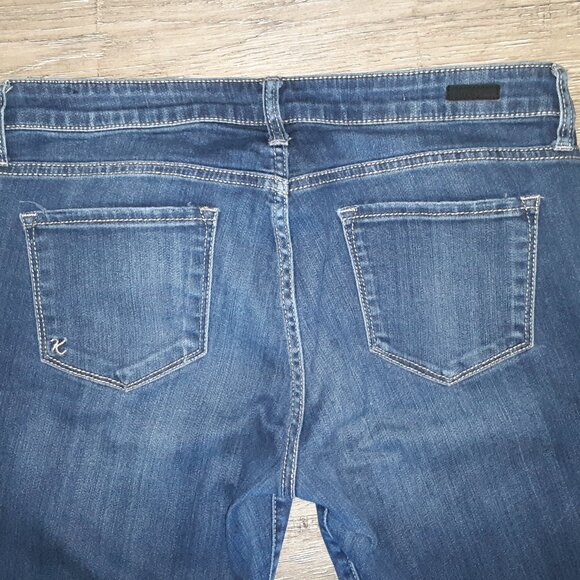 Kut from the Kloth * Sz 10 * Distressed Boyfriend * Blue Jeans * Stretchy Comfy - Picture 3 of 12
